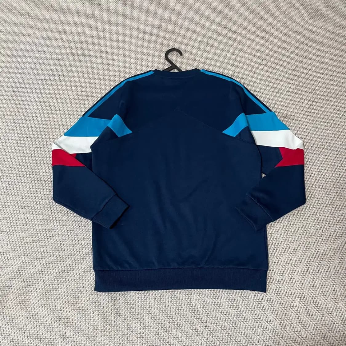 2XL 아디다스 라운드 맨투맨 N.7765 상품이미지3