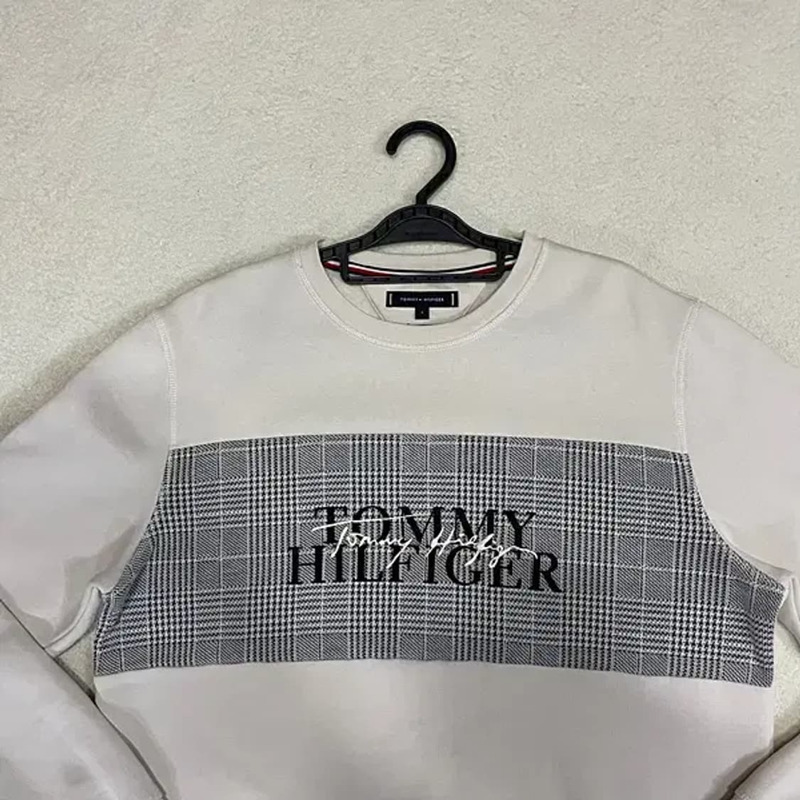 L 타미힐피거 라운드 맨투맨 B.2720 상품이미지2