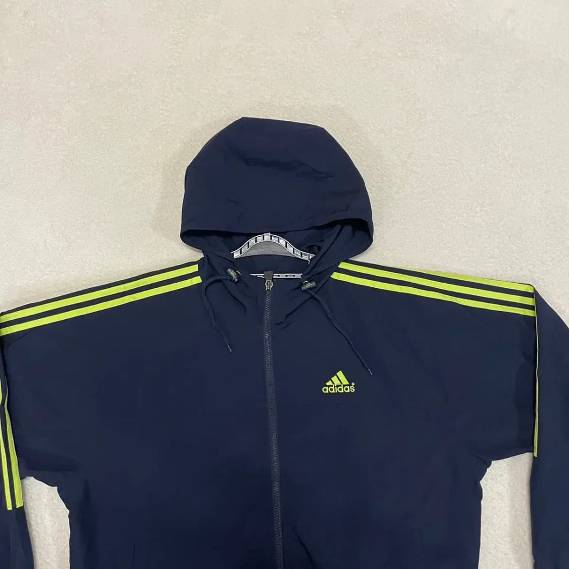 L 아디다스 누빔 바람막이 B.499 상품이미지2