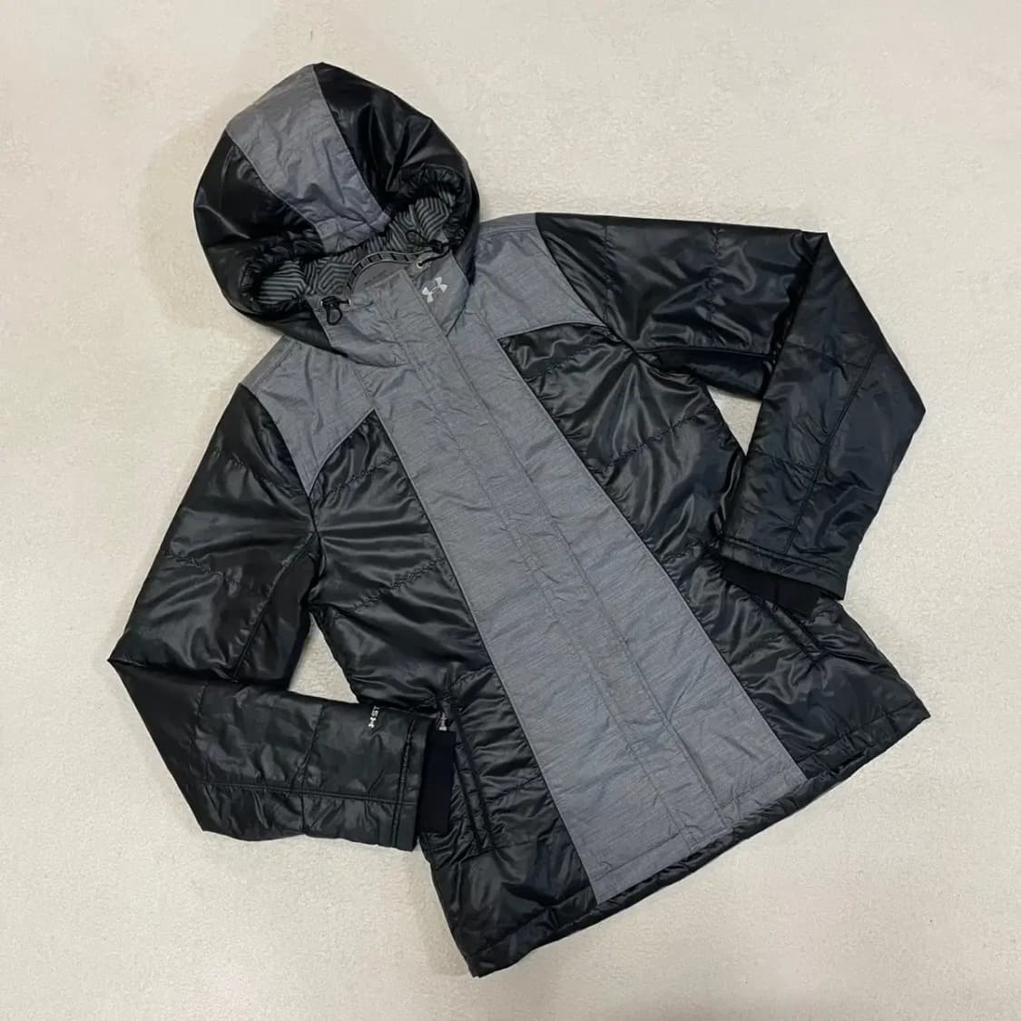 XL 언더아머 여성 경량패딩 B.705 상품이미지1