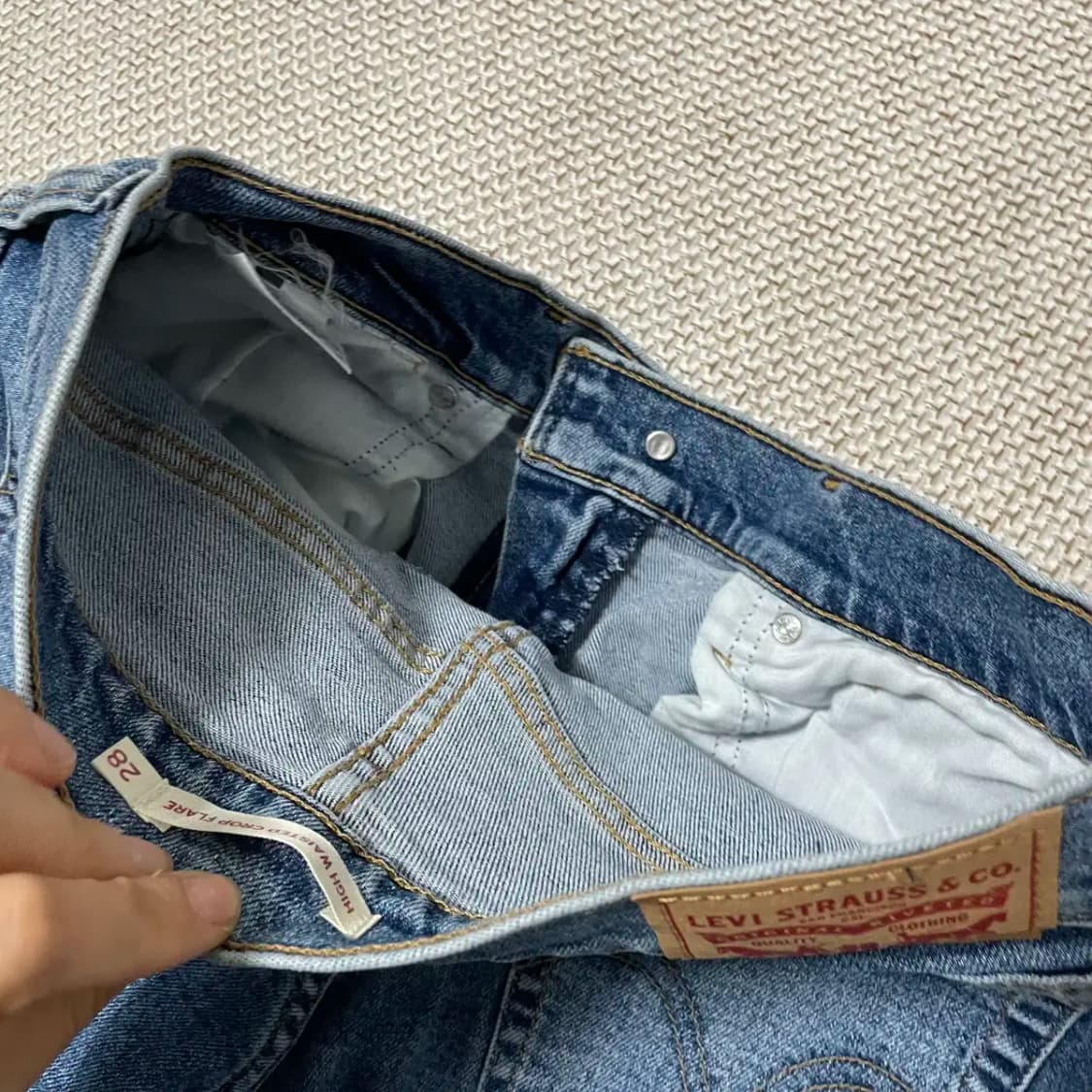 28 리바이스 하이웨스트 크롭 플레어진 청바지 N.9456 상품이미지5