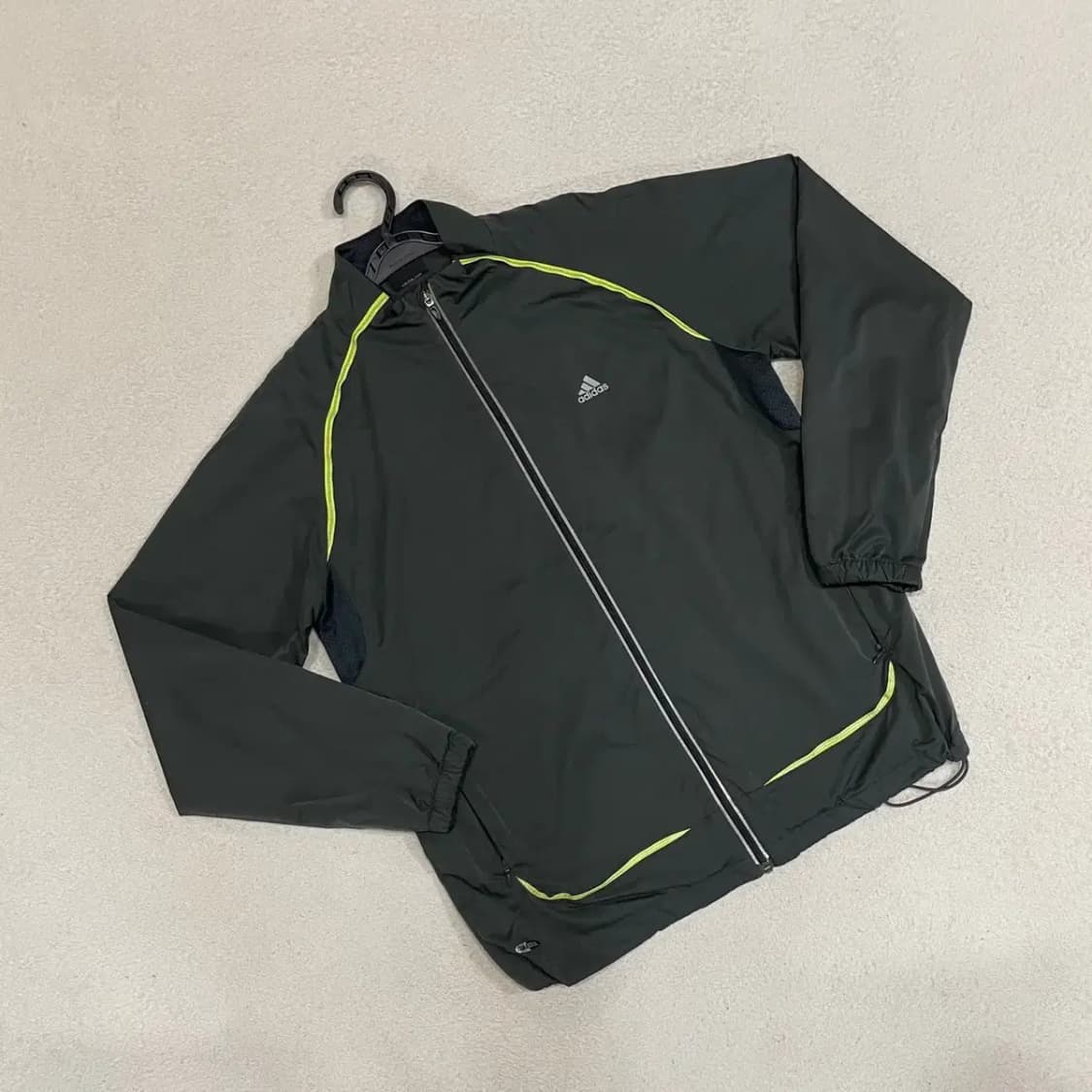 L 아디다스 러닝 웜업 바람막이 B.1076 상품이미지1