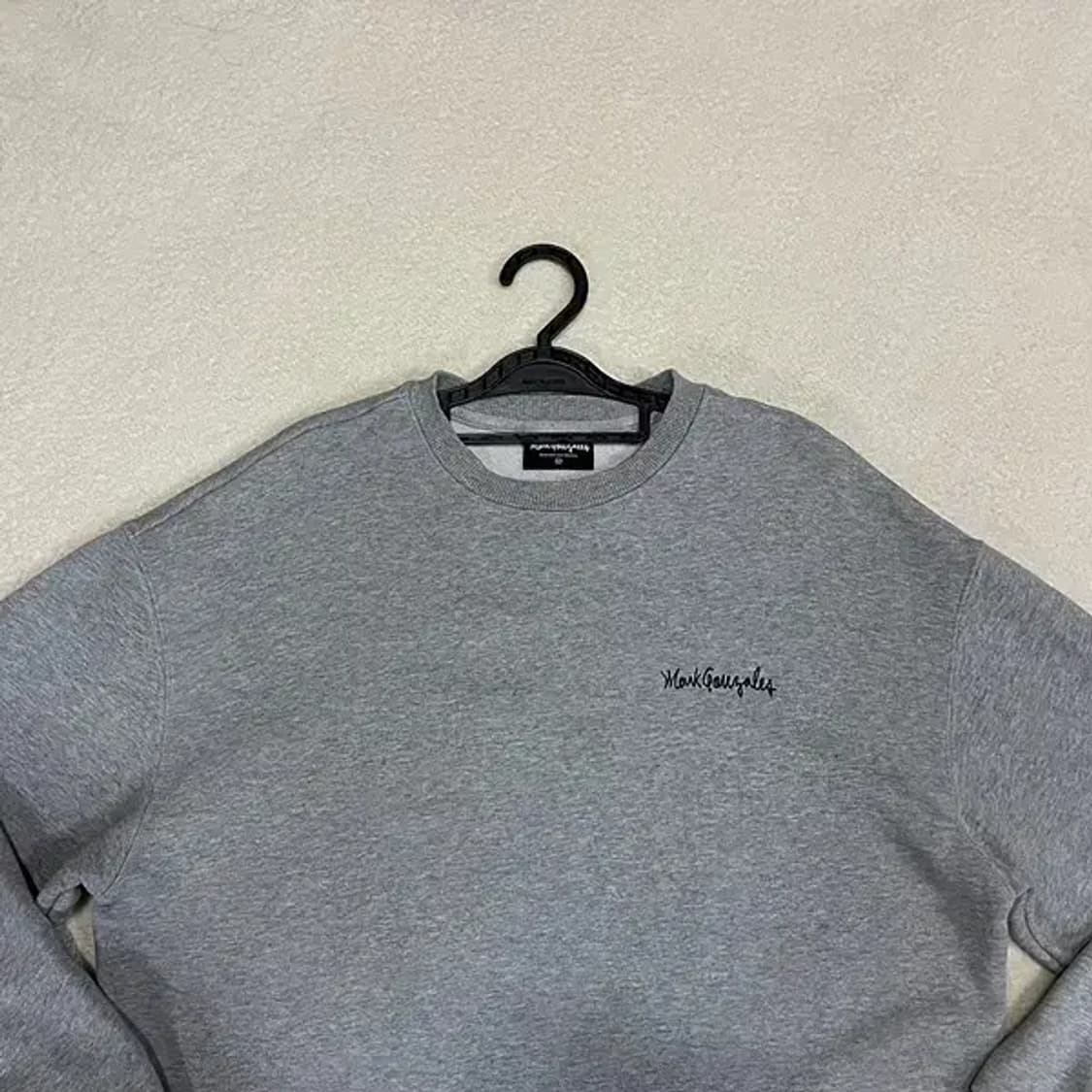 M 마크앤곤잘레스 라운드 맨투맨 B.2123 상품이미지2