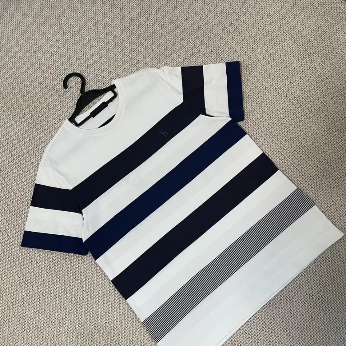 L 헤지스 라운드 반팔티 N.8501 상품이미지2