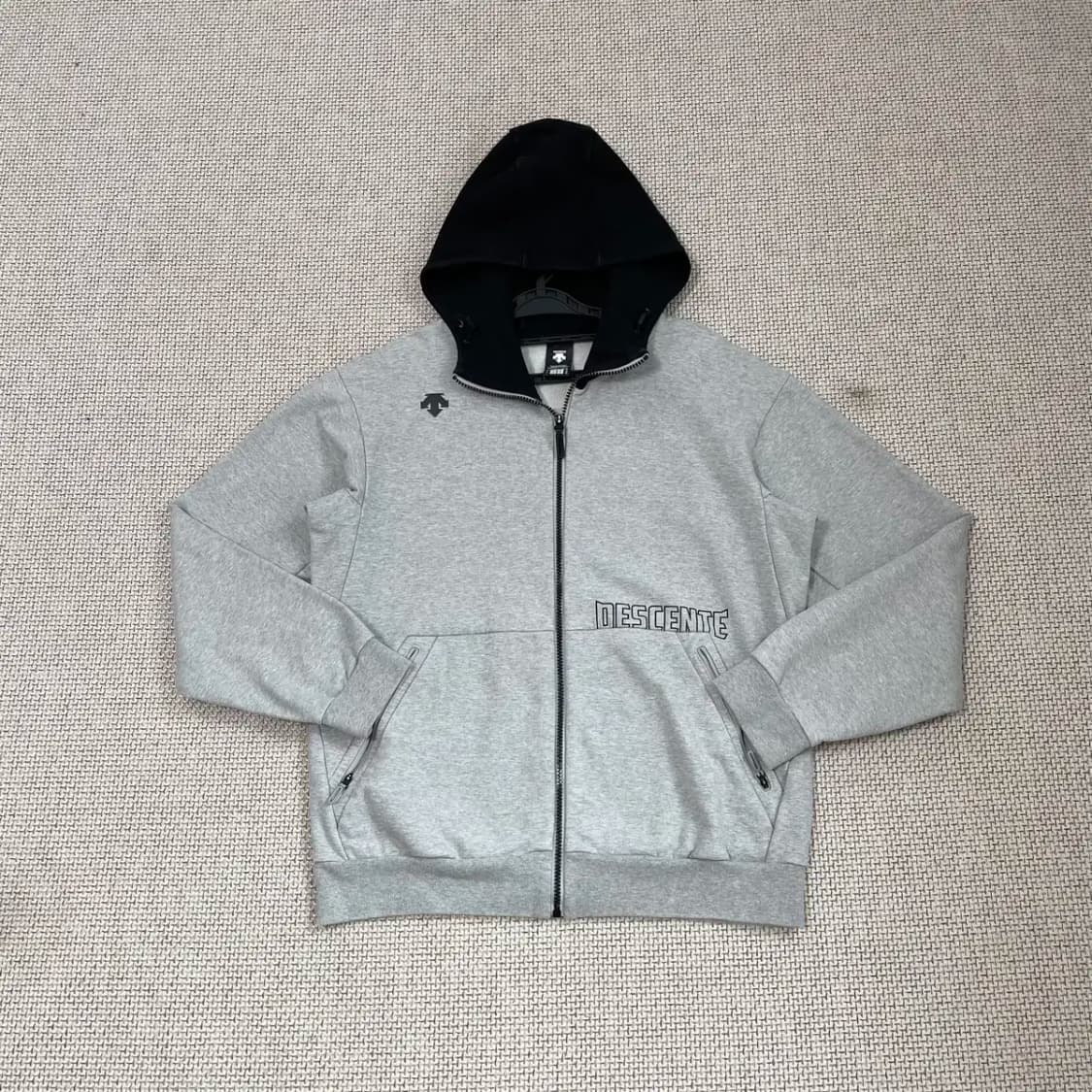 L 데상트 후드집업 자켓 N.8570 상품이미지1