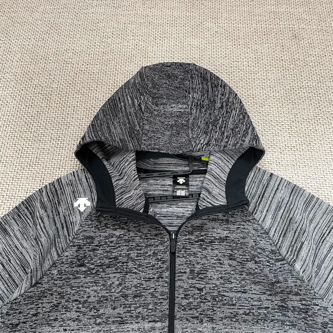 L 데상트 후드집업 자켓 N.8671 상품이미지3