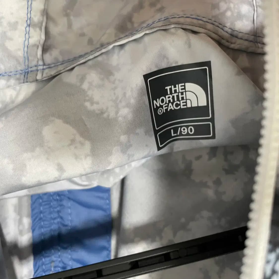 L 노스페이스 여성 등산 경량 바람막이 N.8885 상품이미지6