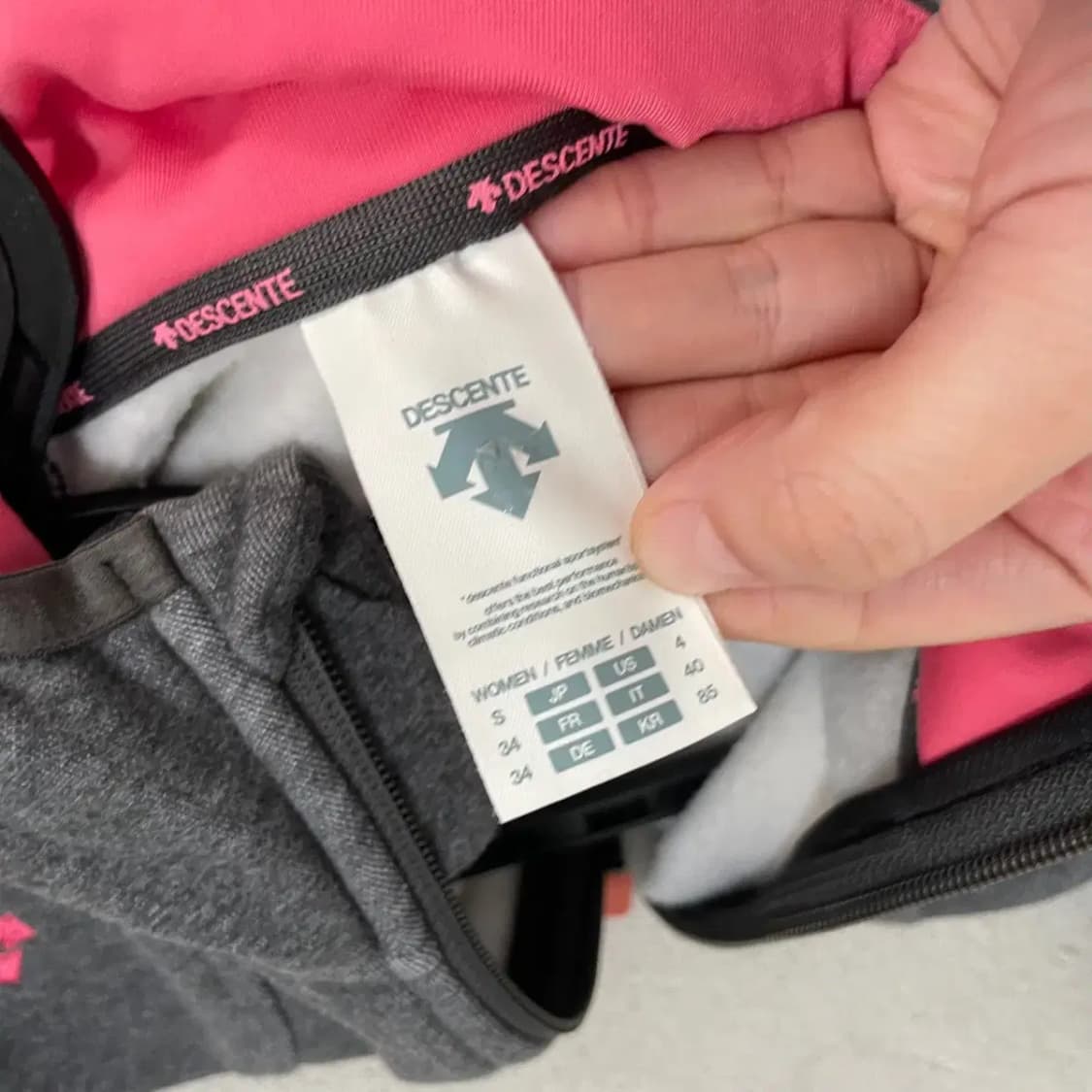 XS 데상트 여성 기모 후드집업 자켓 B.3443 상품이미지5