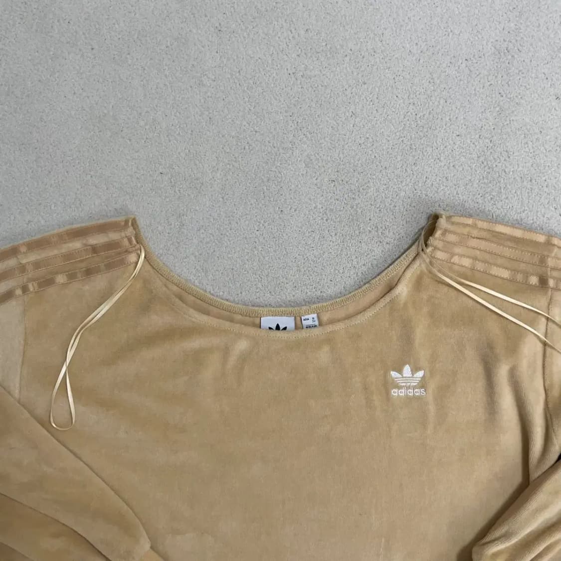 XS 아디다스 오프숄더 여성 스웨터 맨투맨 B.4340 상품이미지2