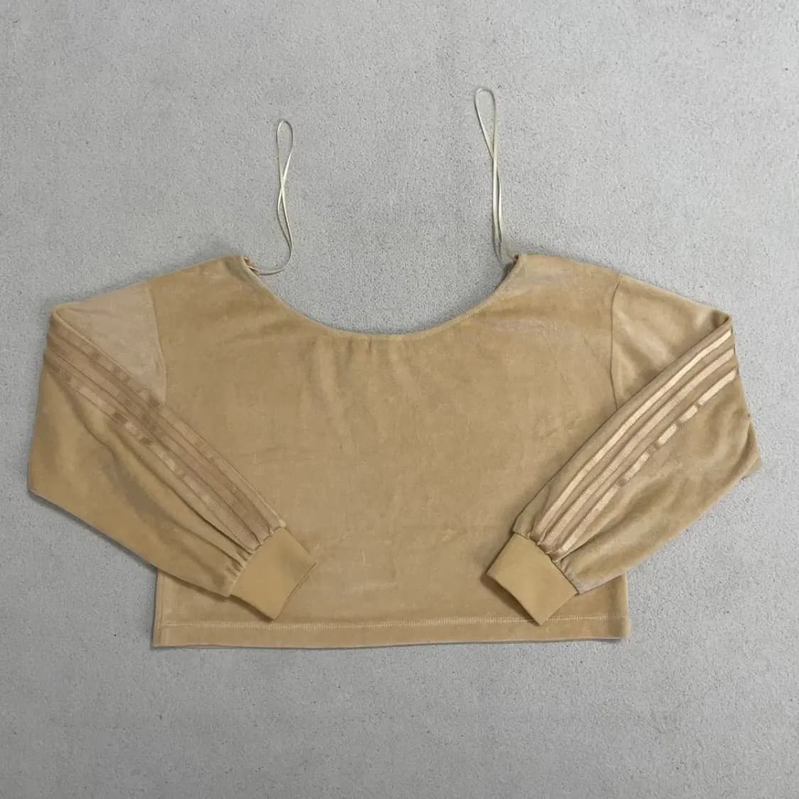 XS 아디다스 오프숄더 여성 스웨터 맨투맨 B.4340 상품이미지3