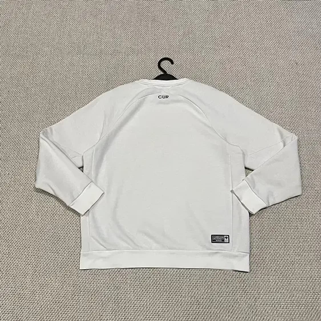 XL 데상트 캠브릿지로잉 맨투맨 N.5776 상품이미지4