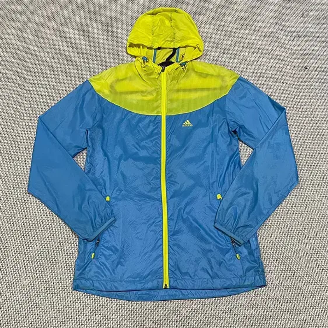 M 아디다스 여성 경량 바람막이 자켓 N.5880 상품이미지1
