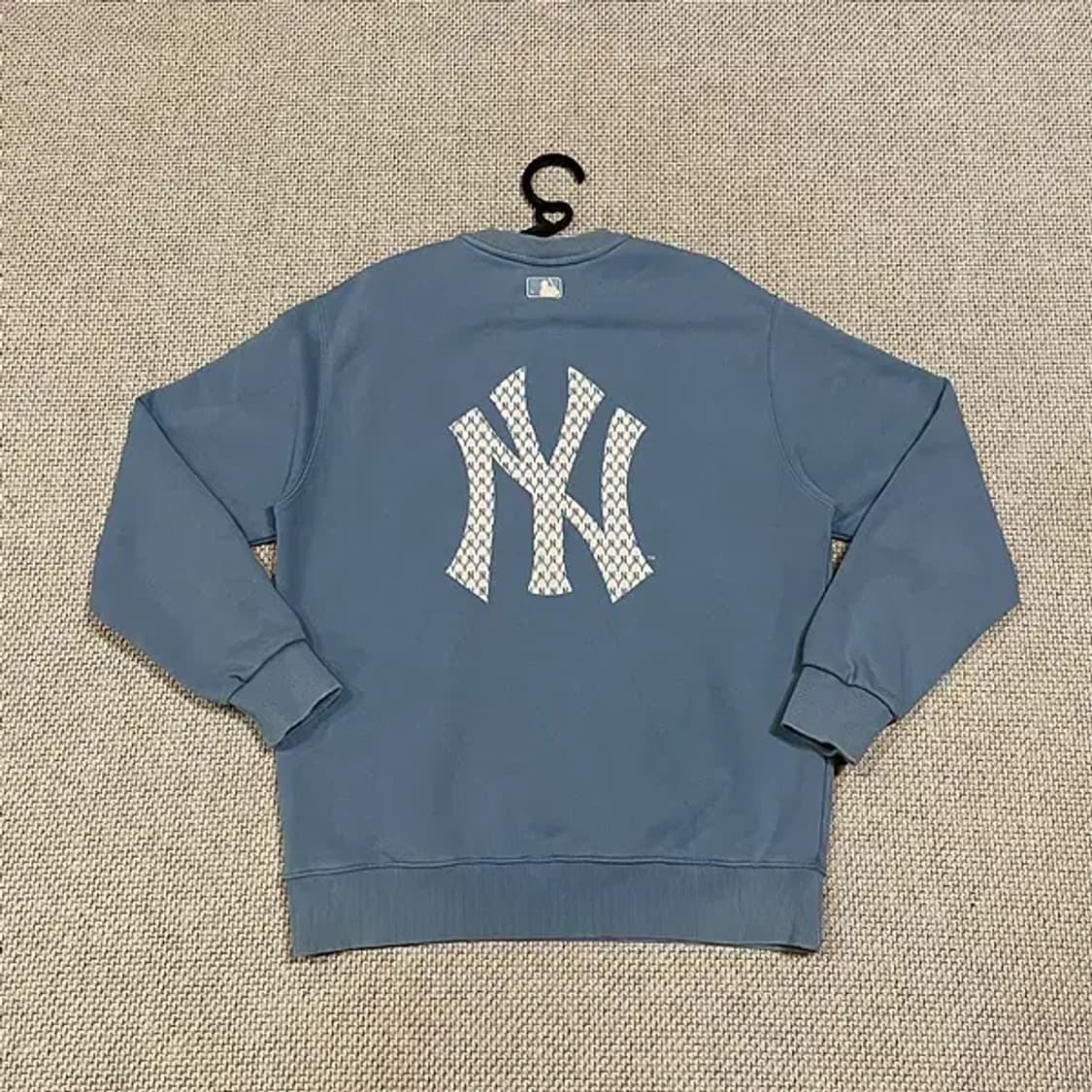 L MLB 뉴욕양키즈 라운드 맨투맨 N.5922 상품이미지4