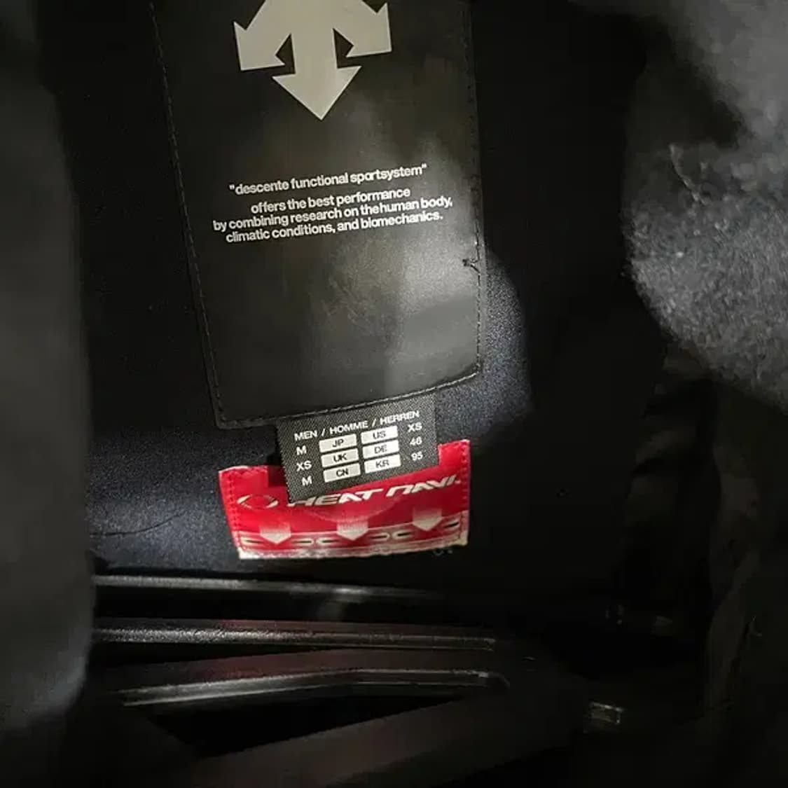 M 데상트 스위스스키팀 덕다운 패딩 자켓 N.6213 상품이미지6