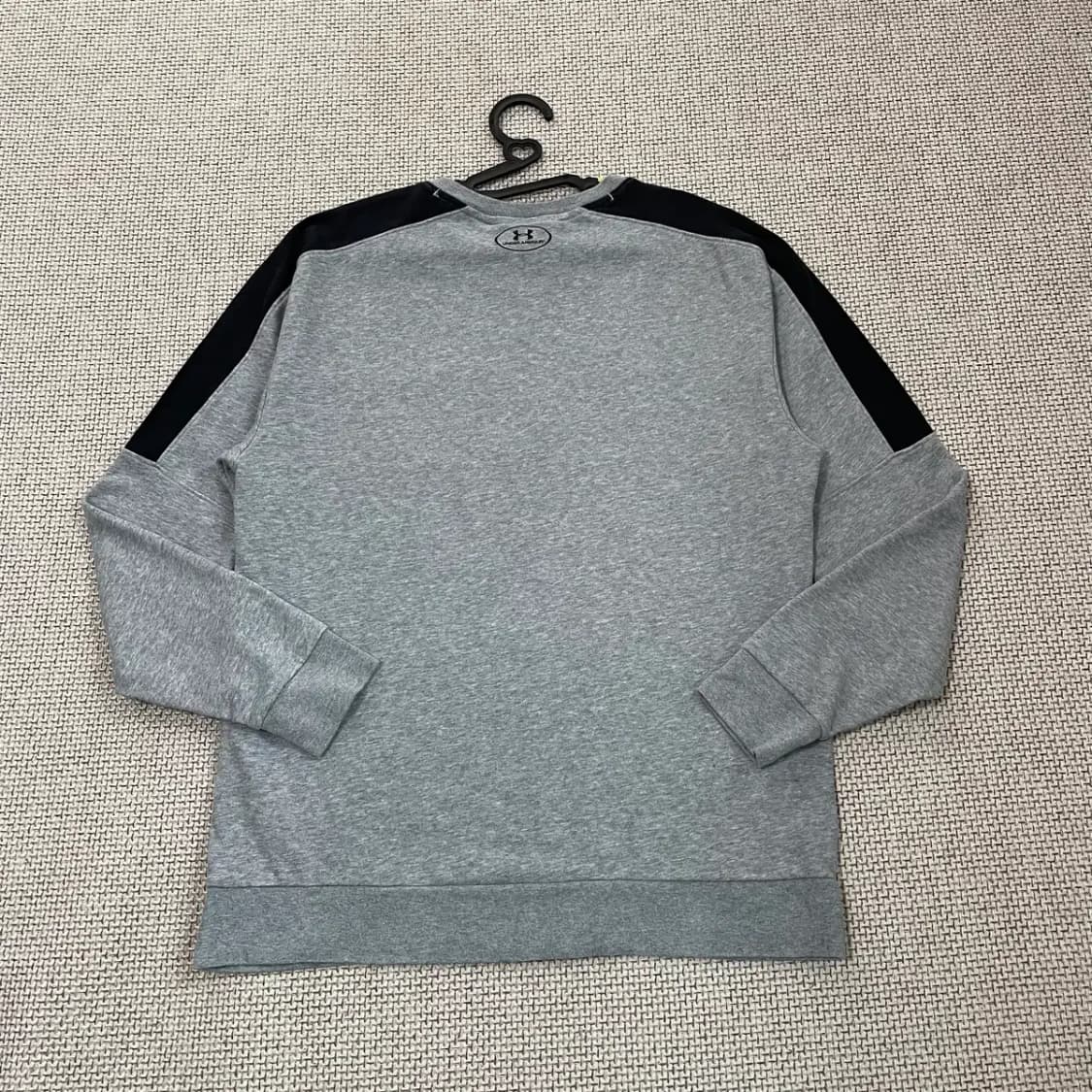 XL 언더아머 라운드 맨투맨 N.8970 상품이미지4