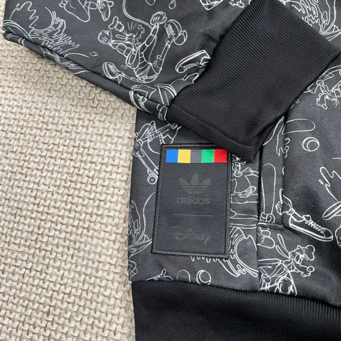 XL 아디다스 X 디즈니 콜라보 구피 트랙탑 져지 N.8976 상품이미지4