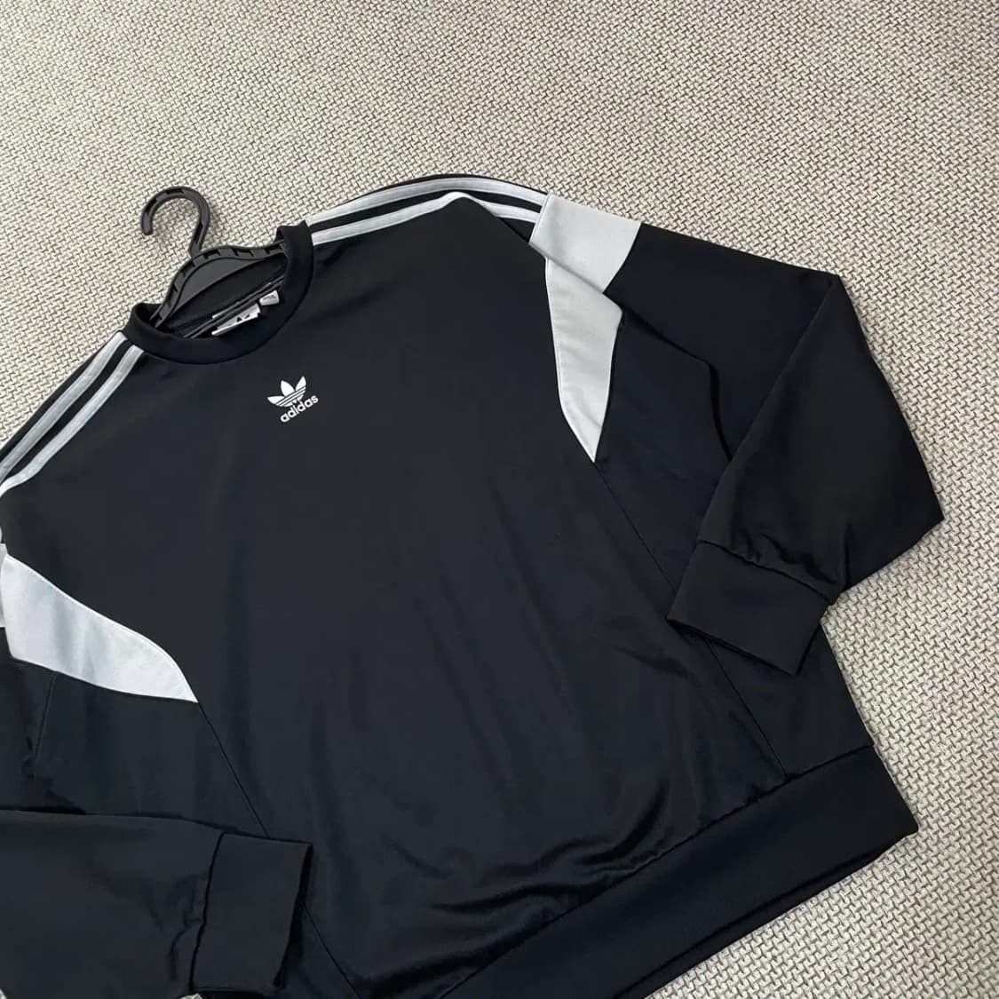 XS 아디다스 라운드 맨투맨 N.9021 상품이미지2