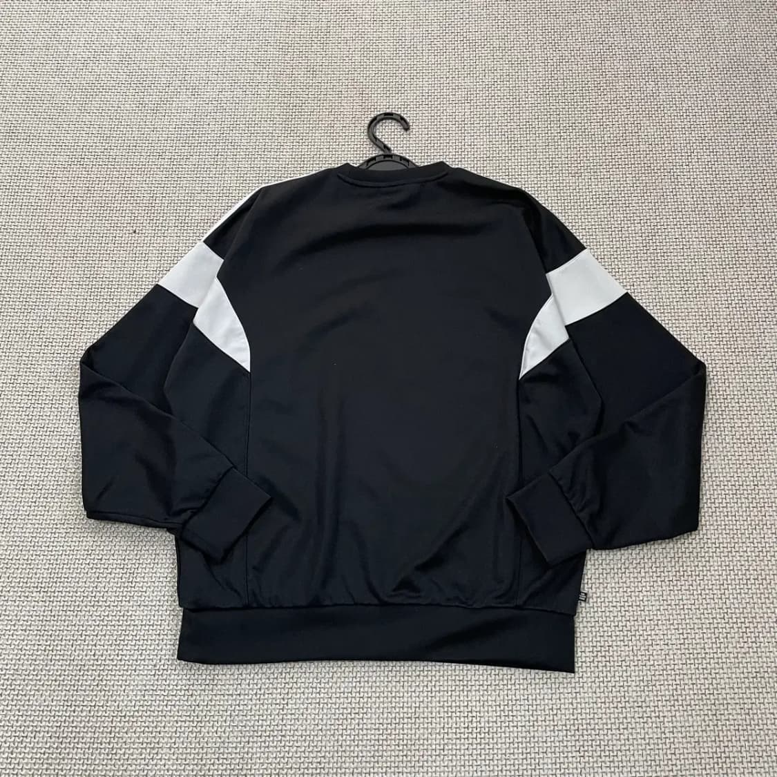 XS 아디다스 라운드 맨투맨 N.9021 상품이미지4