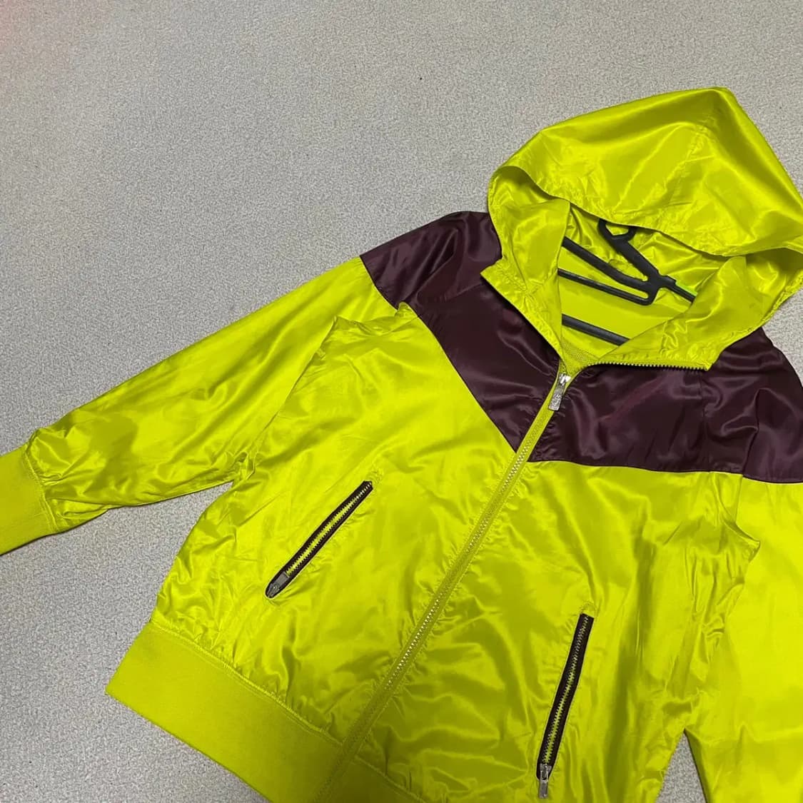 L 나이키 윈드러너 여성 바람막이 N.2353 상품이미지2