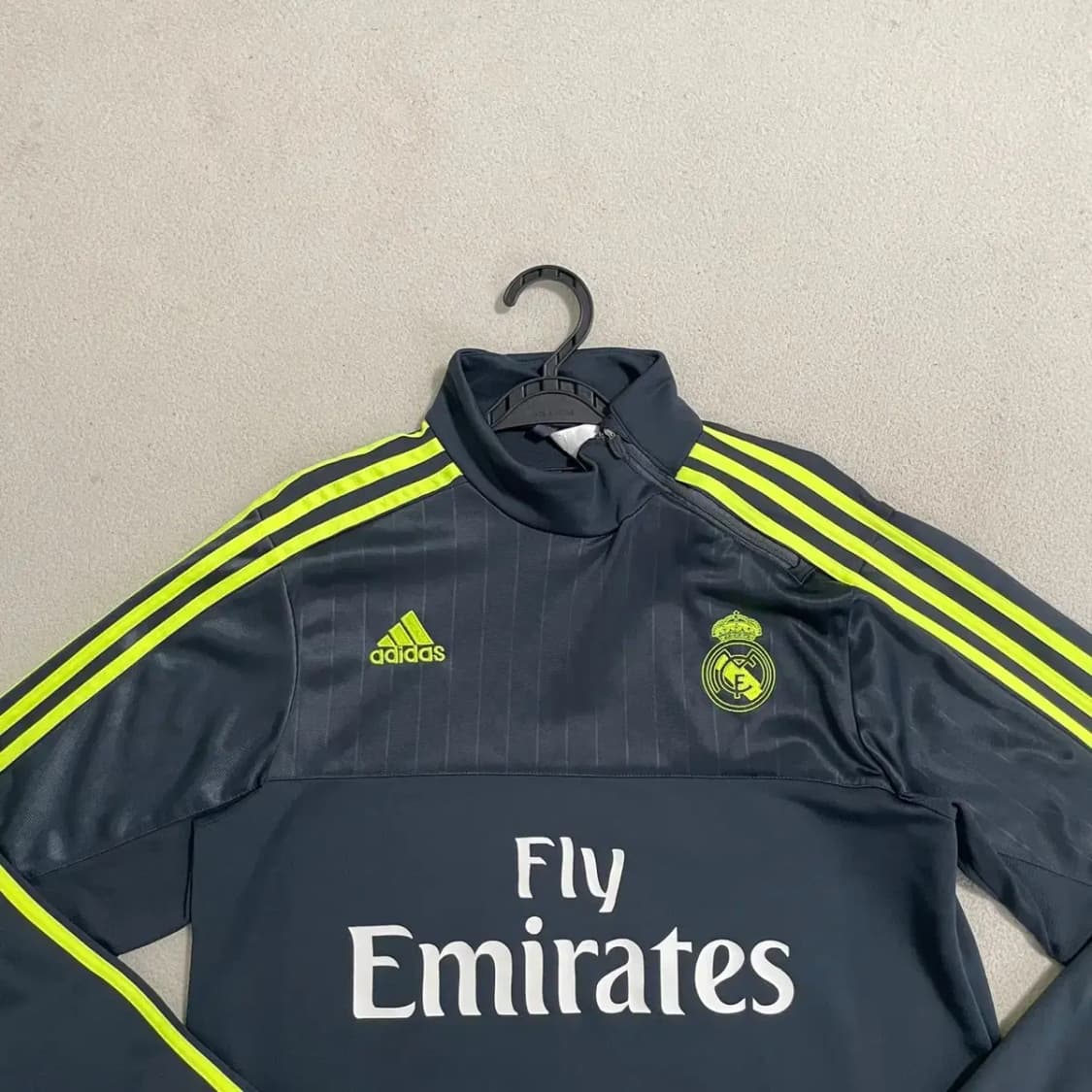 M 아디다스 레알마드리드 트레이닝탑 상의 B.4399 상품이미지2