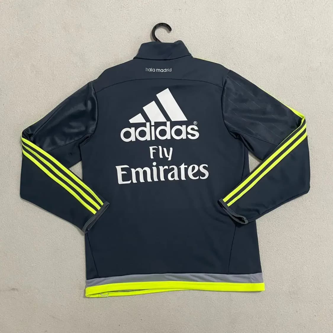 M 아디다스 레알마드리드 트레이닝탑 상의 B.4399 상품이미지3