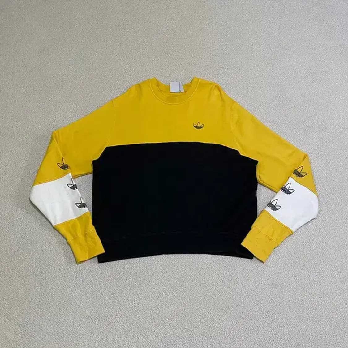 XXL 아디다스 라운드 맨투맨 N.372 상품이미지1