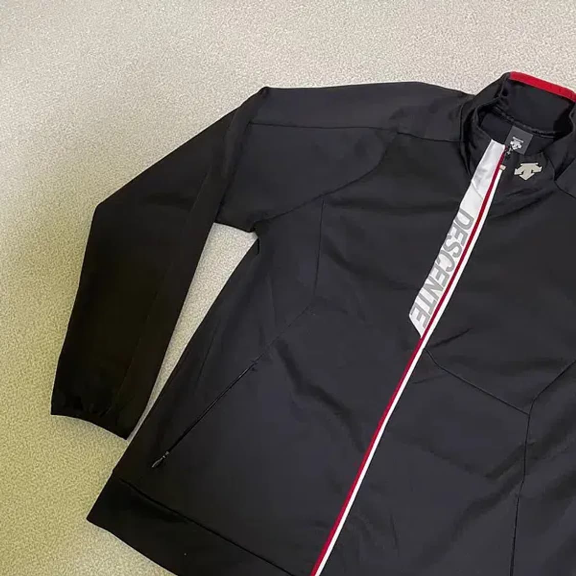 L 데상트 트레이닝복 집업 상의 N.625 상품이미지2