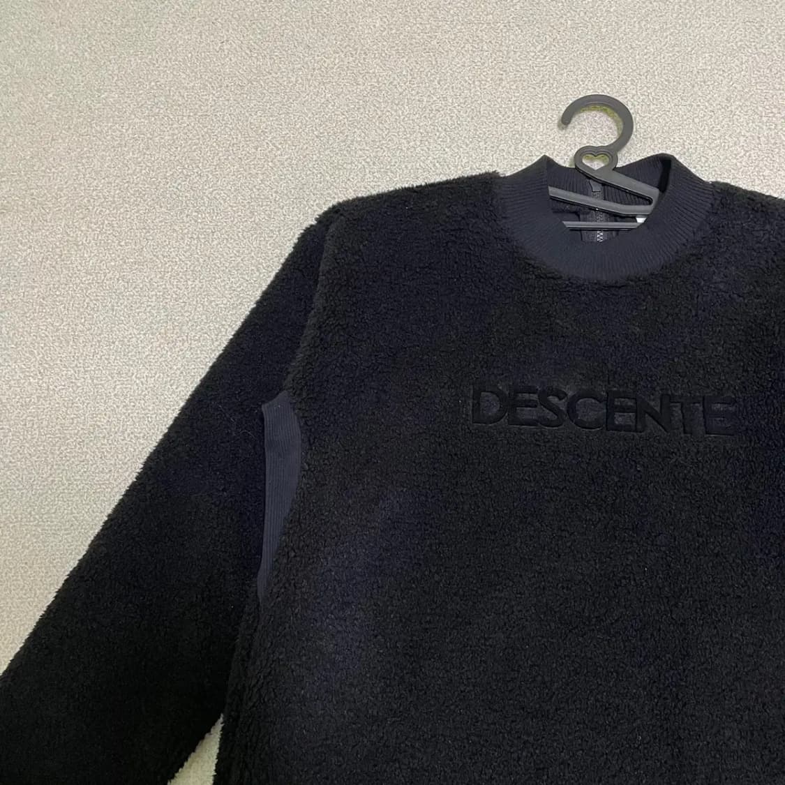 S 데상트 후리스 맨투맨 N.2211 상품이미지2