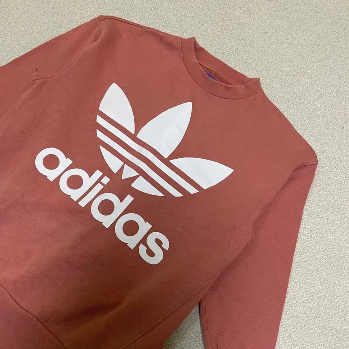 XS 아디다스 맨투맨 N.2235 상품이미지2