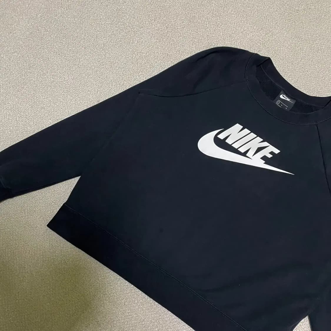 L 나이키 여성 크롭 맨투맨 N.2402 상품이미지2