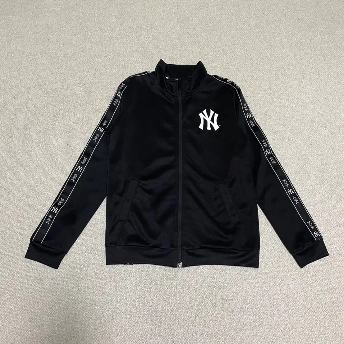165 MLB 뉴욕양키즈 사이드로고 집업 상의 N.2631 상품이미지1