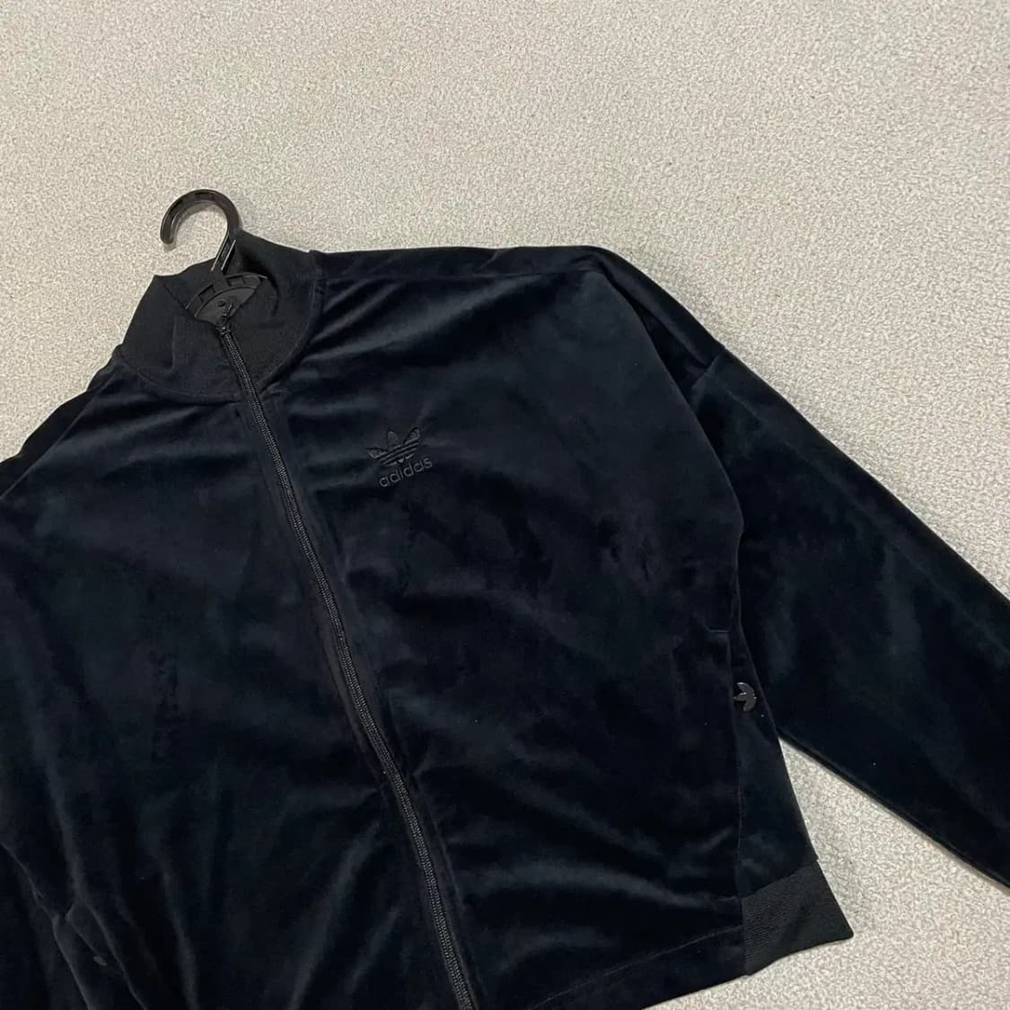 S 아디다스 벨벳 여성 트레이닝복 집업 상의 N.3200 상품이미지2