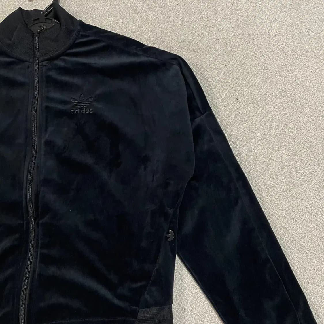 S 아디다스 벨벳 여성 트레이닝복 집업 상의 N.3200 상품이미지3