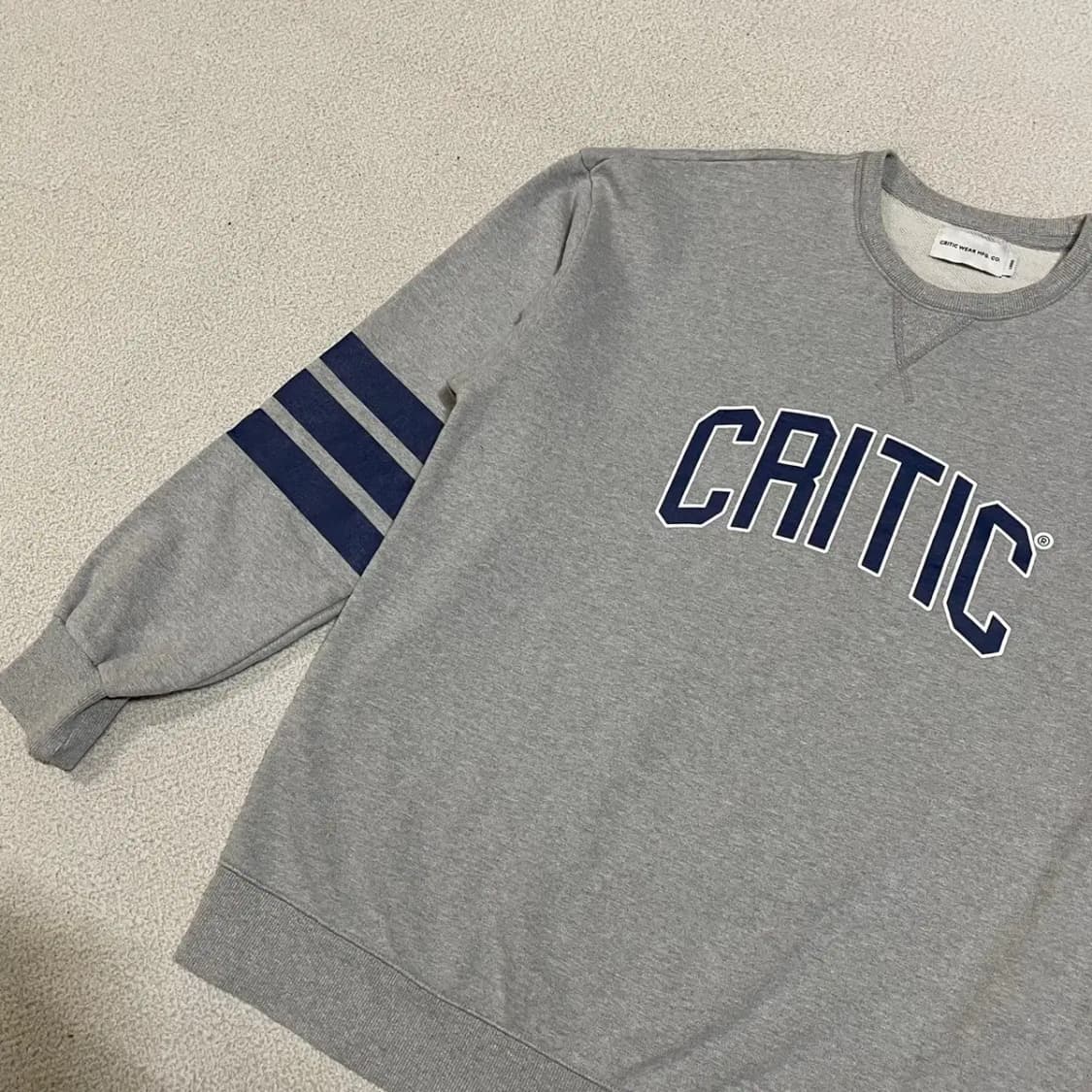 L 크리틱 라운드 맨투맨 N.3520 상품이미지2