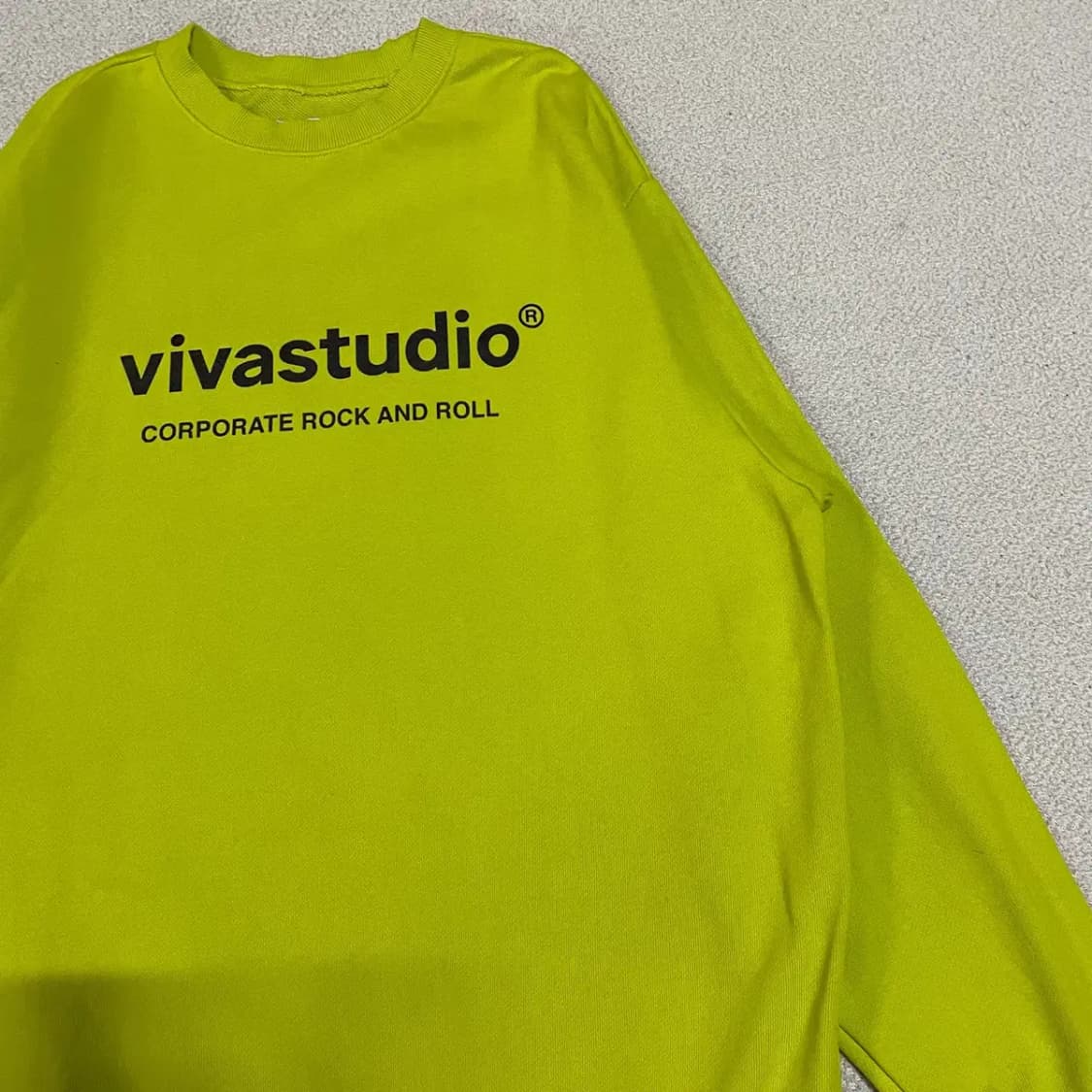 XL 비바스튜디오 라운드 맨투맨 N.3816 상품이미지3