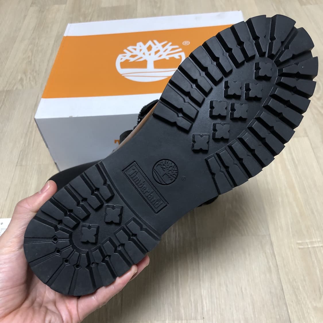 (265) 새상품 팀버랜드 6인치 헤리티지 프리미엄 부츠 레더 블랙 상품이미지4