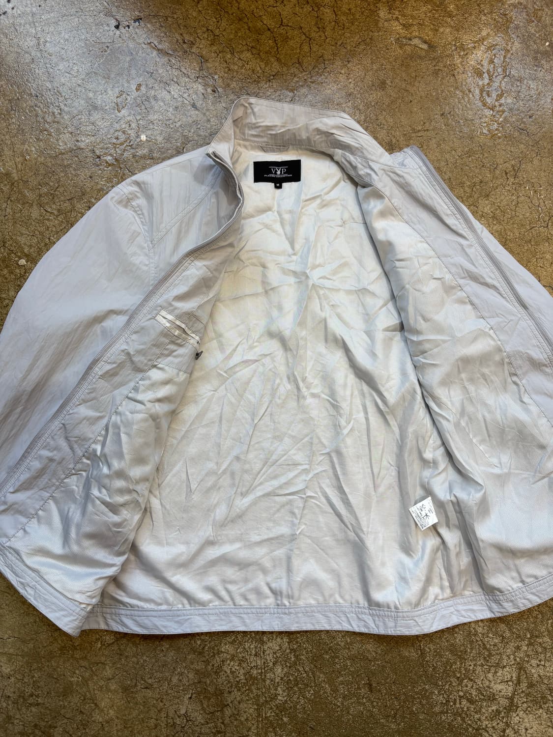 PLAYBOY 라이트그레이 나일론 집업 재킷 상품이미지4