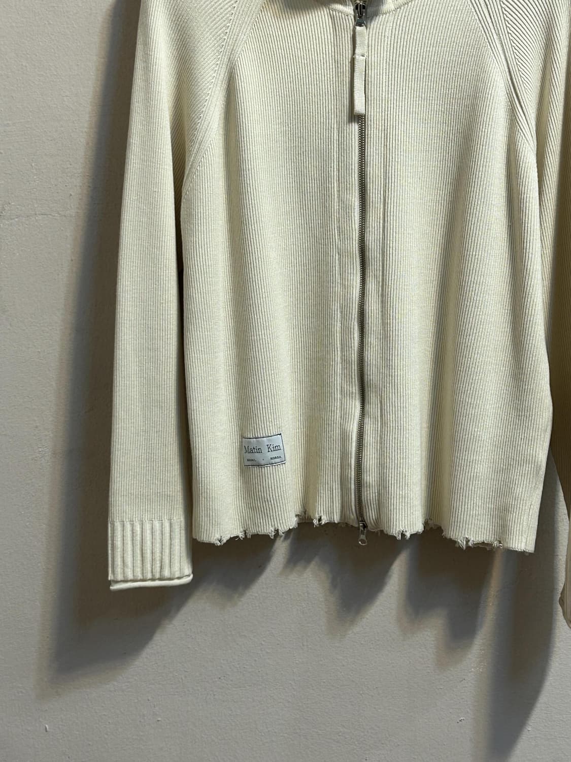 마뗑킴 로우엣지 집업 니트 상품이미지4