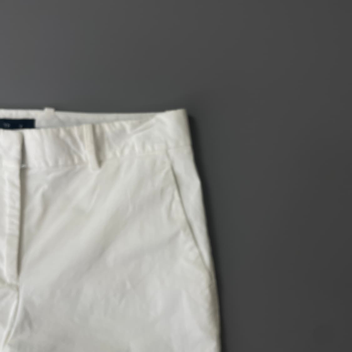 (26) 띠어리 화이트 코튼 하프팬츠 상품이미지3