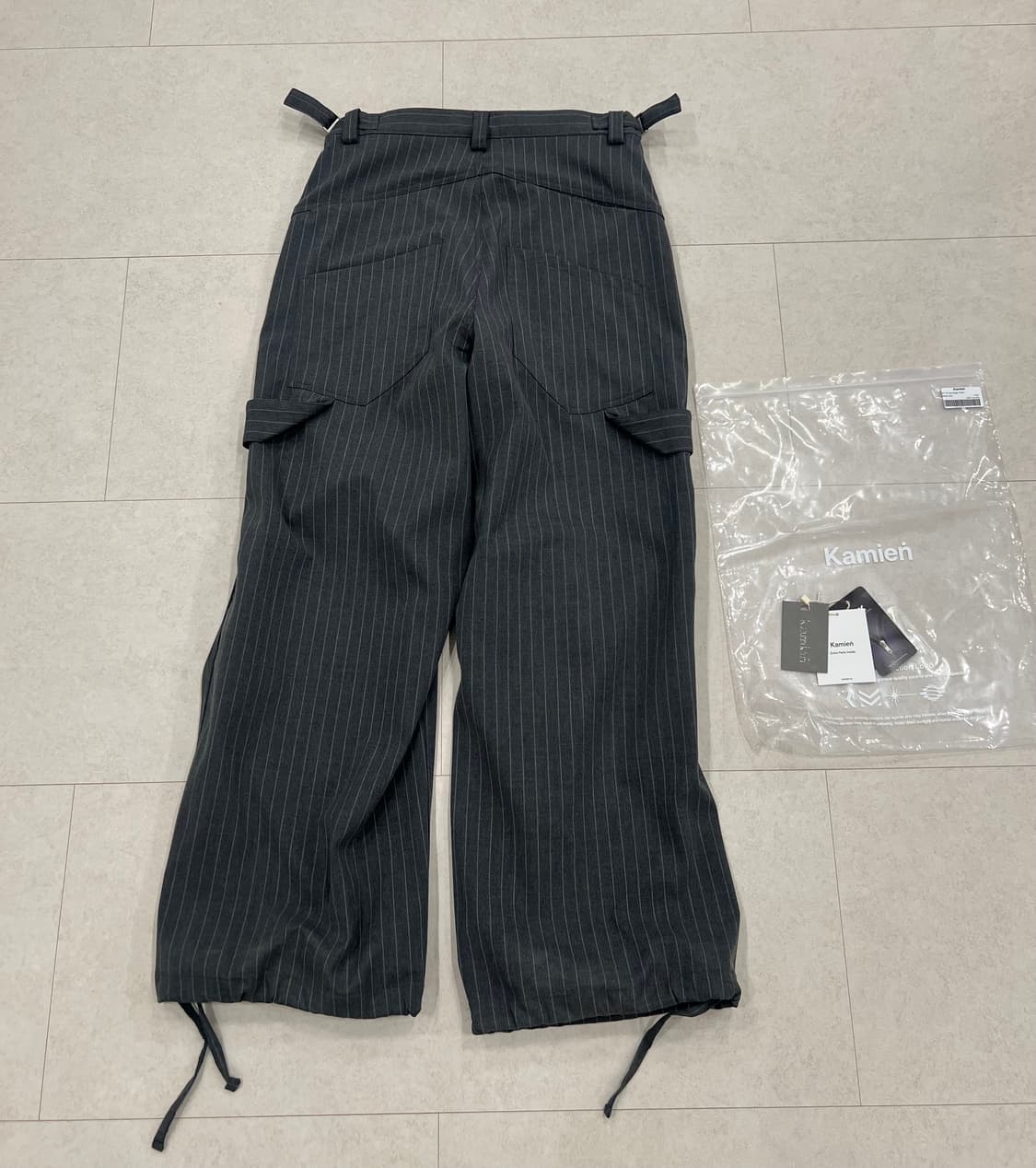 (택포,1)카미엔 올데이 배기 팬츠 스트라이프 팝니다 상품이미지2