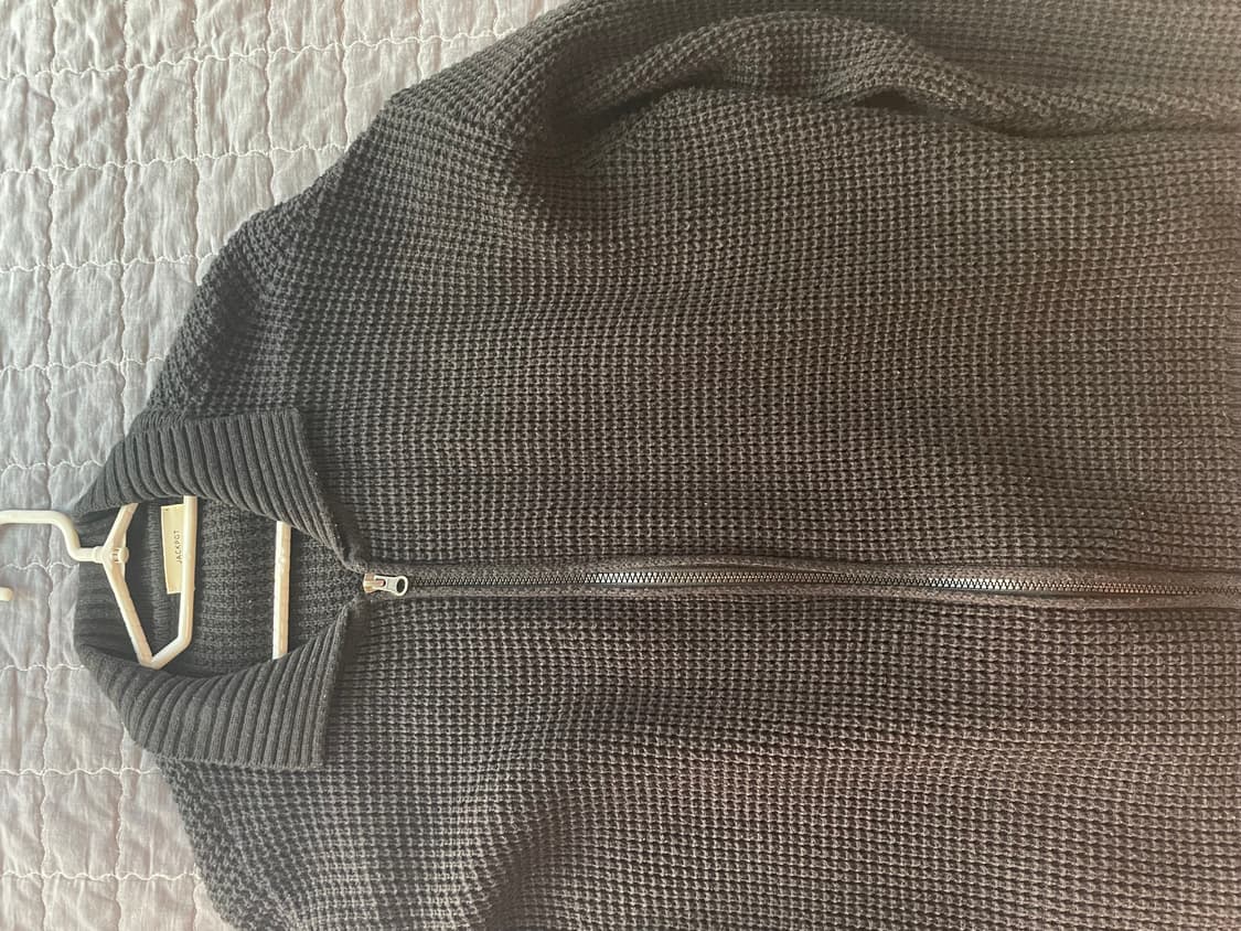 라우코하우스 블랙 니트 자켓 상품이미지2