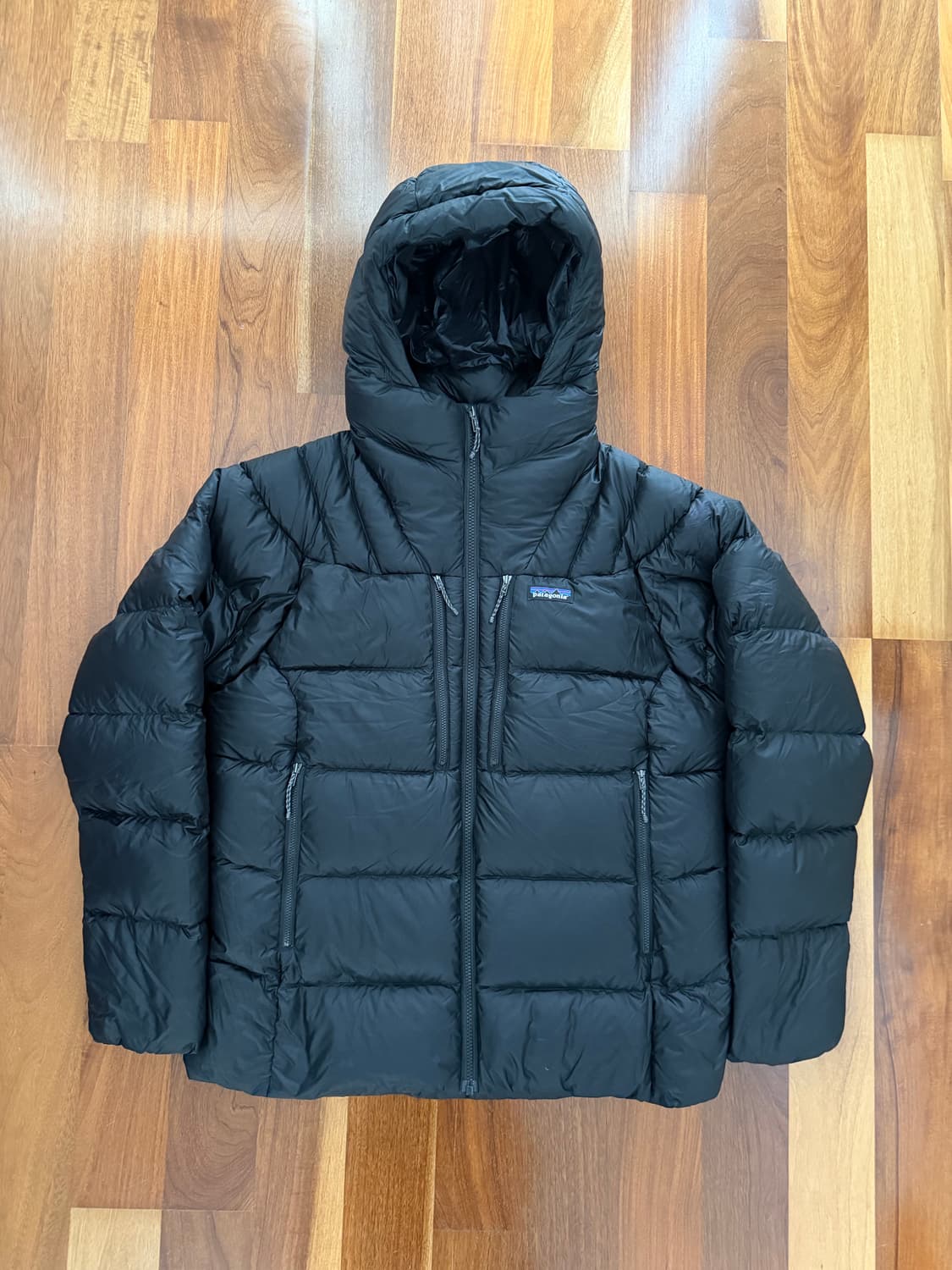 [L] 파타고니아 우먼 피츠로이 블랙 상품이미지1