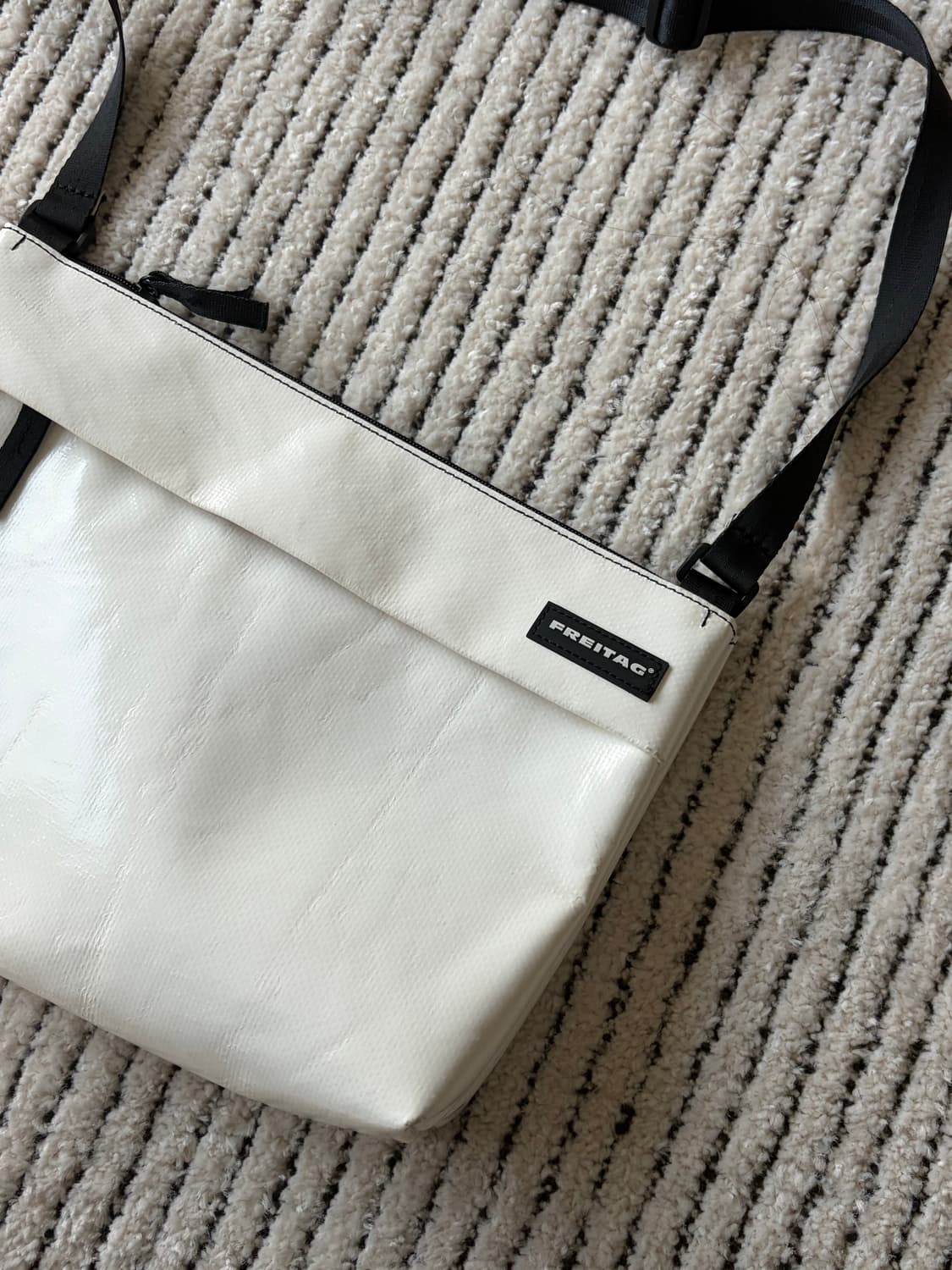 FREITAG 프라이탁 LOU 루 올흰 가방 [택x] 상품이미지1