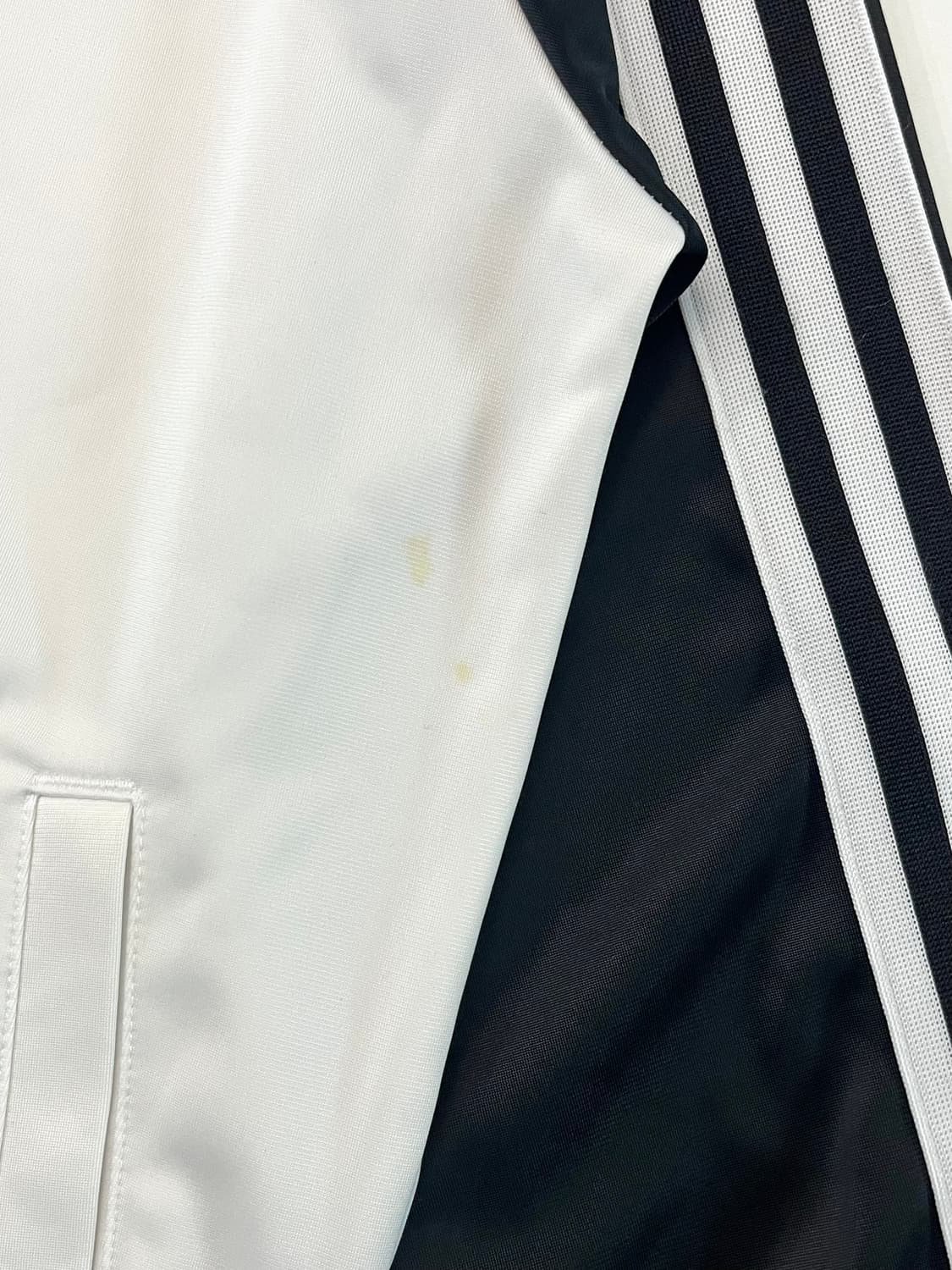 Adidas 아디다스 화이트블랙 나그랑 니고베어 트랙탑 상품이미지10