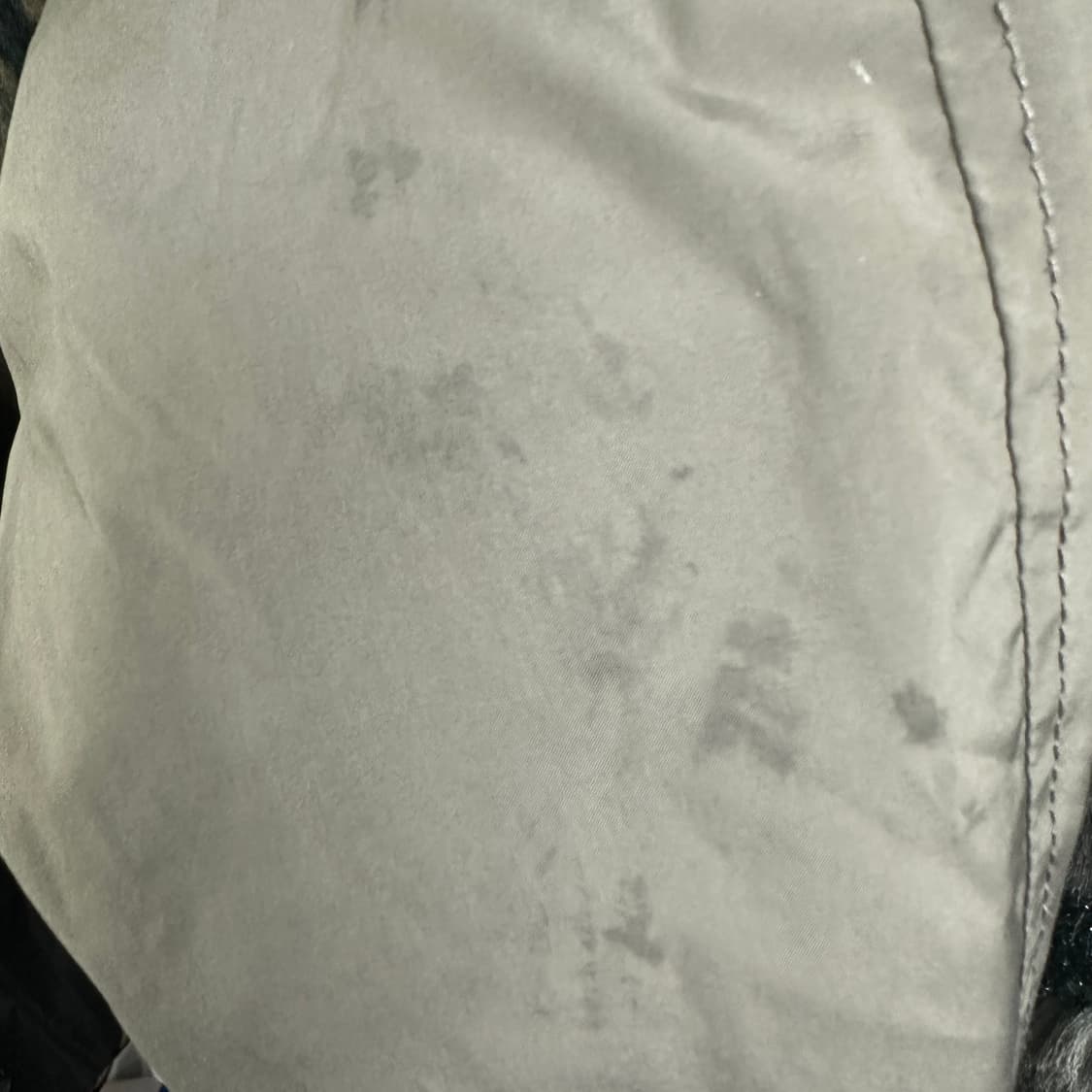 인사일런스 LIMONTA 케미라 후디드 점퍼 DIM GREY 상품이미지7