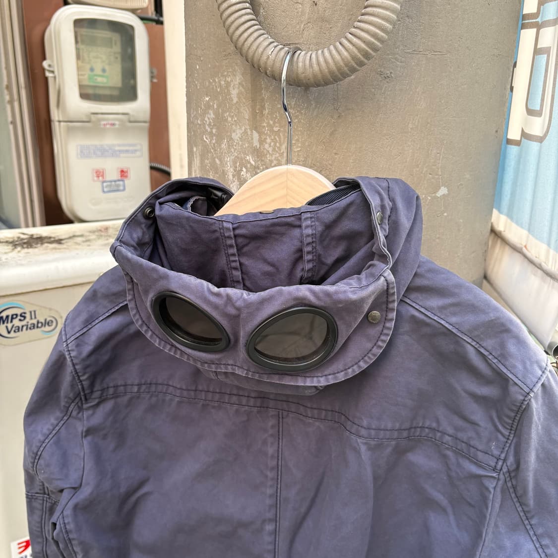 씨피컴퍼니 네이비 페이딩 고글 사파리 후디 자켓 상품이미지6