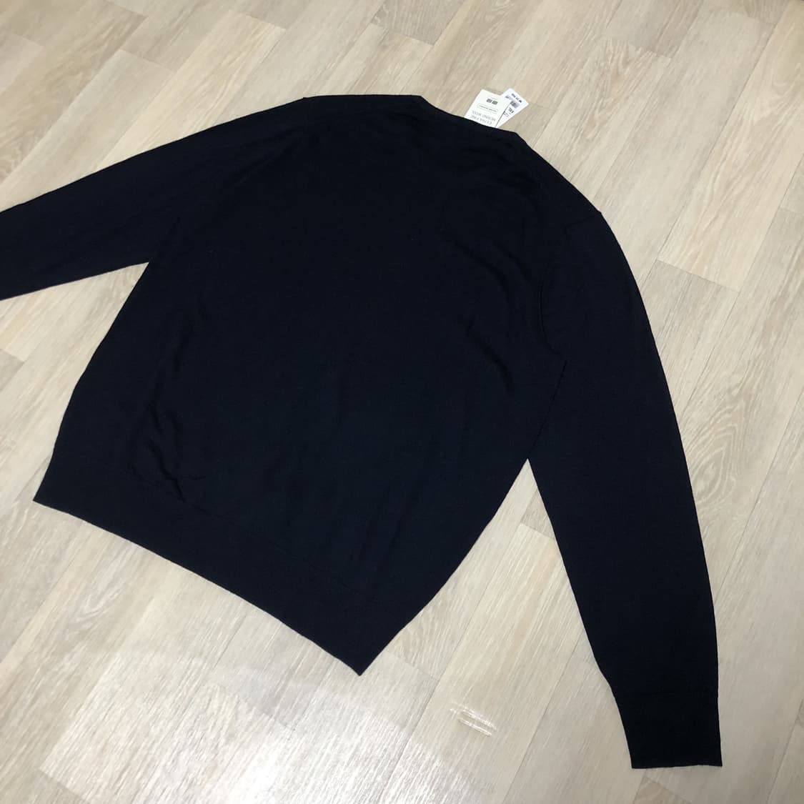 (XXL) 새상품 유니클로 엑스트라 파인 메리노울 크루넥 니트 네이비 상품이미지7