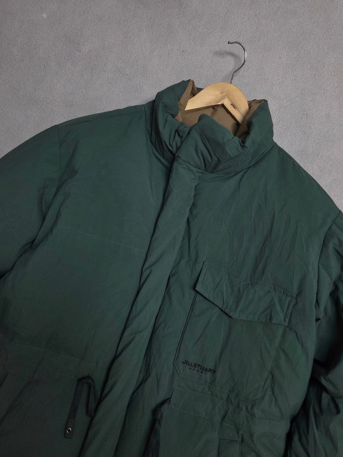 (105)
질스튜어트 세미오버핏 덕다운 양면 패딩 남
 상품이미지4