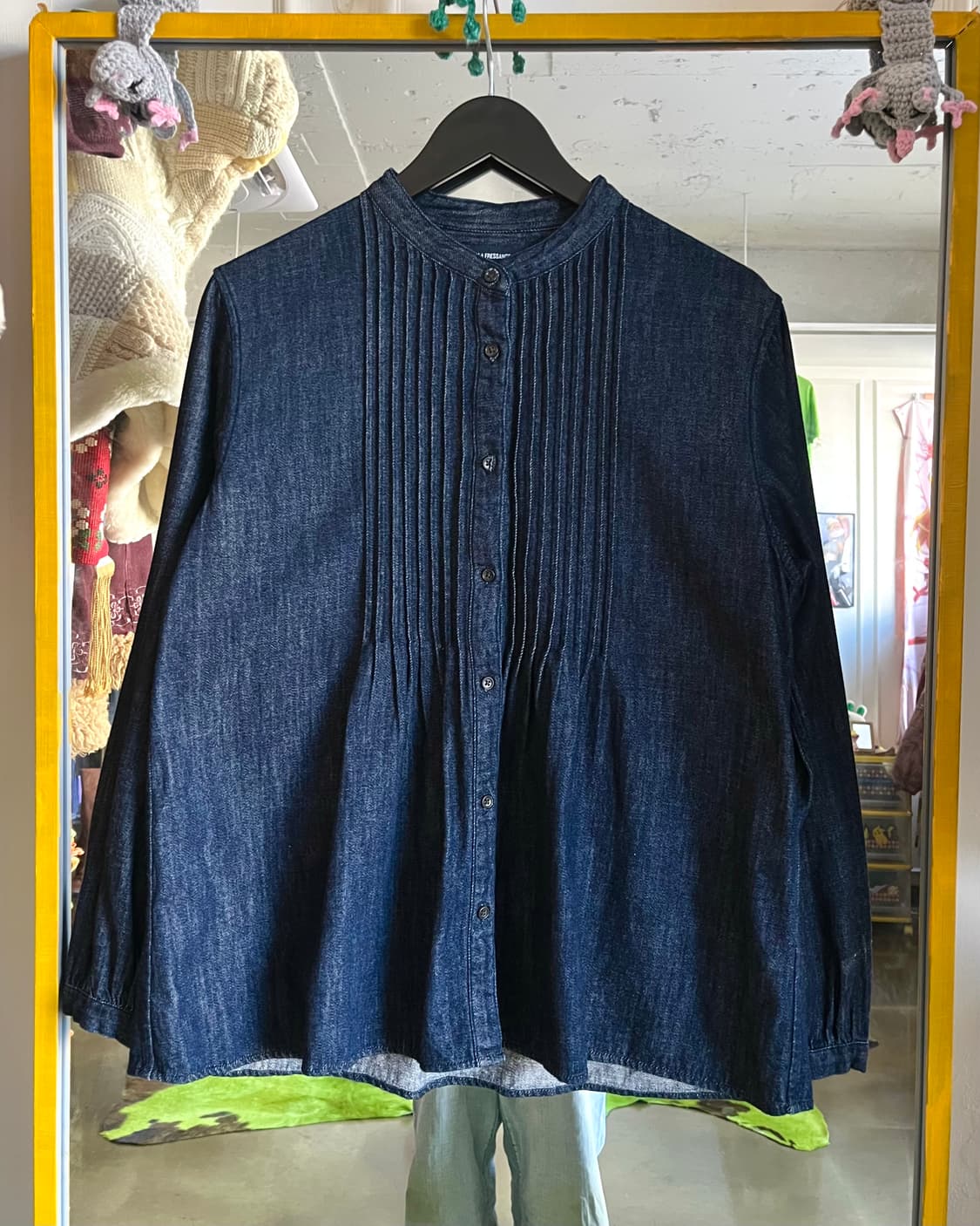 Inès de la Fressange X ユニクロ Denim Shirt 상품이미지3