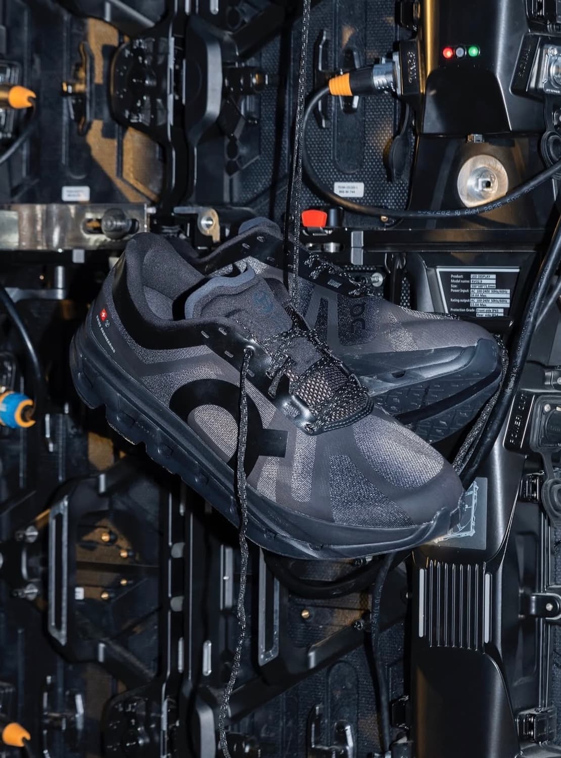 [250] 온러닝 X 슬램잼 클라우드플로우5 굴블랙(✨새상품) 상품이미지1